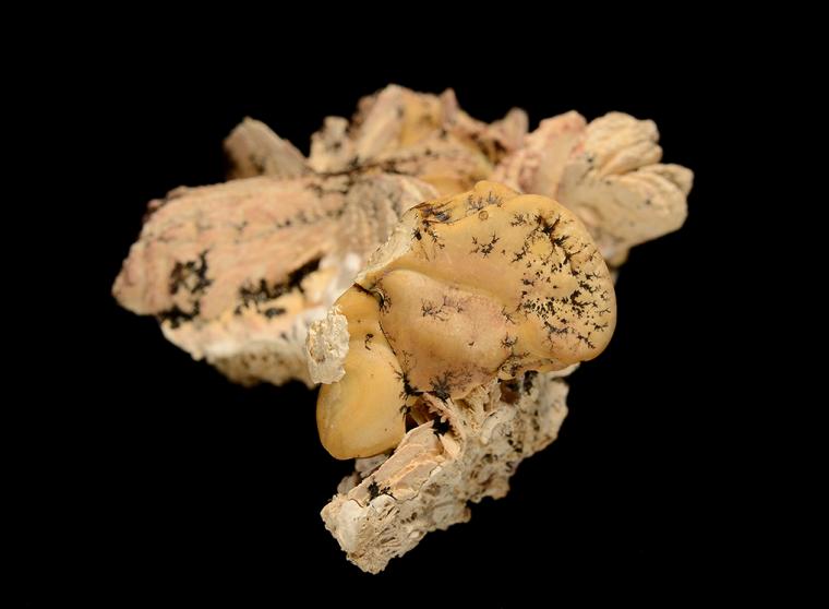 HYDROXYLAPATITE after VIVIANITE(?)