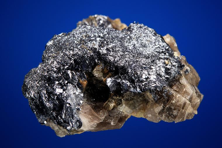 MOLYBDENITE on QUARTZ and BERYL var. Aquamarine