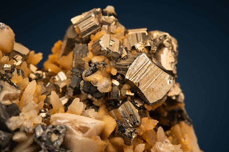 TENNANTITE with CHALCOPYRITE, PYRITE and SIDERITE