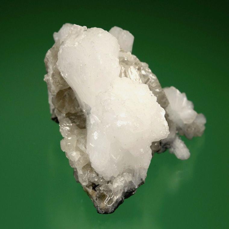 STILBITE on CALCITE