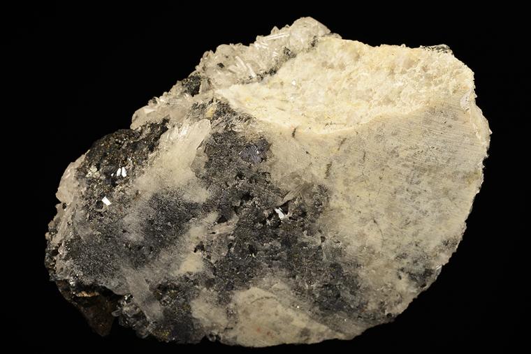 TETRAHEDRITE with QUARTZ