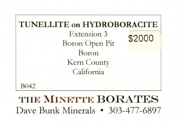 TUNELLITE on HYDROBORACITE