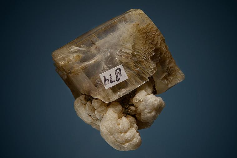 TUNELLITE on ULEXITE