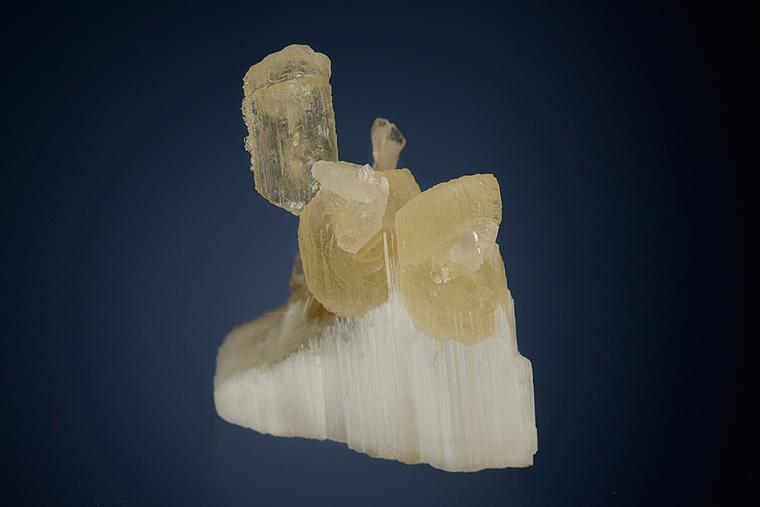 CALCITE on ULEXITE