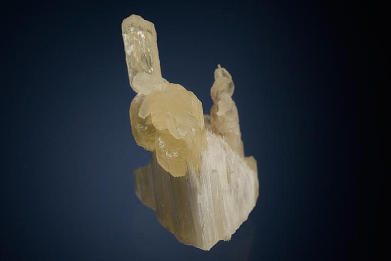 CALCITE on ULEXITE