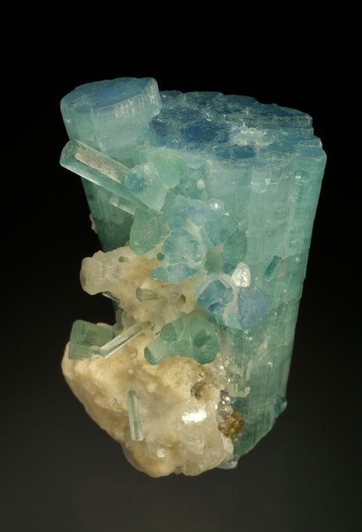 ELBAITE