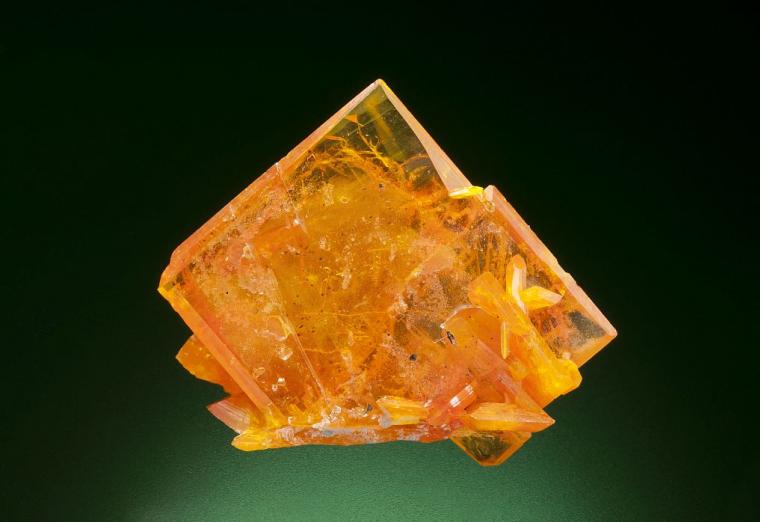 WULFENITE