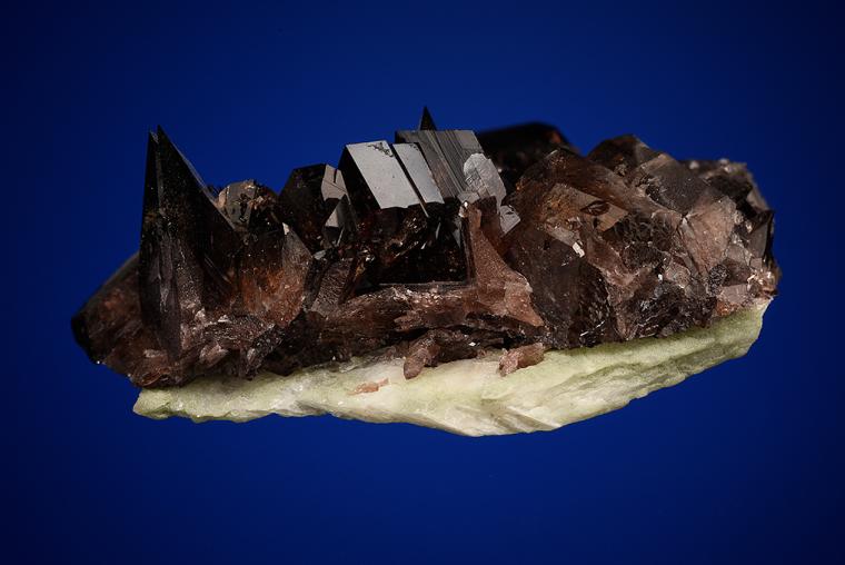 AXINITE-(Fe) on CALCITE