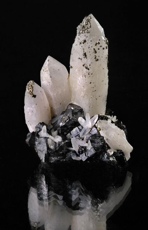 QUARTZ with PYRITE on CASSITERITE
