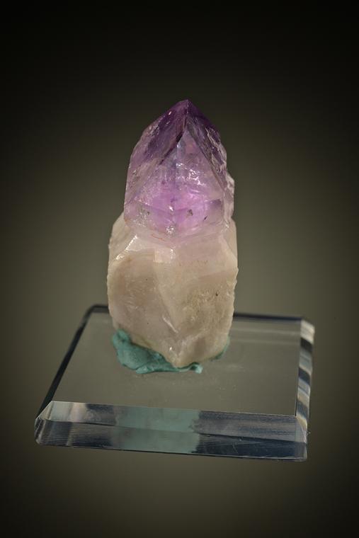 QUARTZ var. Amethyst