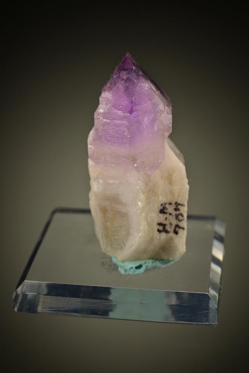 QUARTZ var. Amethyst