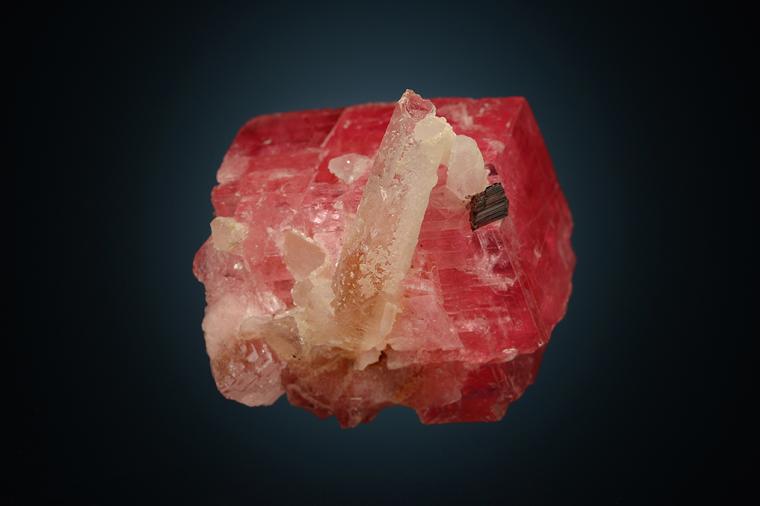 RHODOCHROSITE with QUARTZ