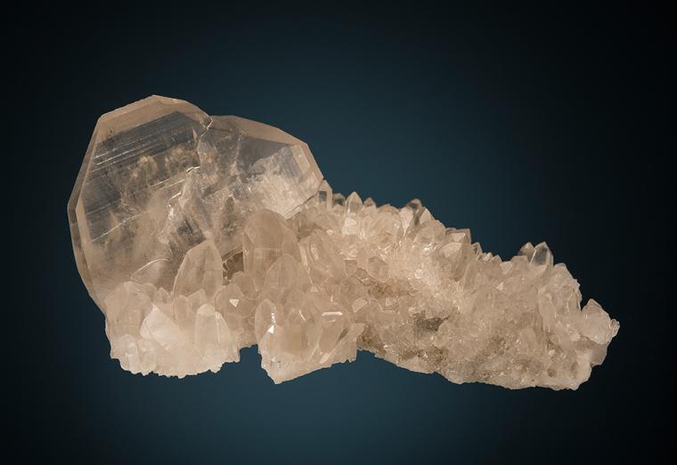 QUARTZ (Japan-law twin)