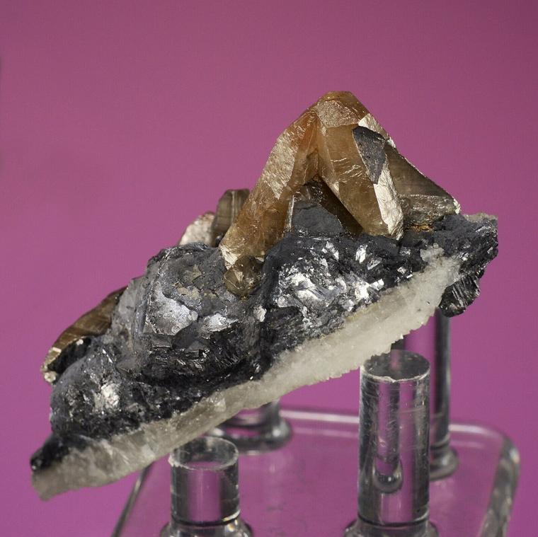 CERUSSITE on GALENA