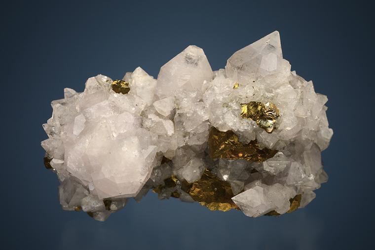 APOPHYLLITE with CHALCOPYRITE