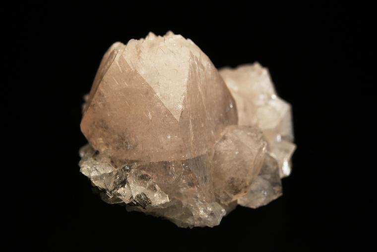 FLUORAPOPHYLLITE
