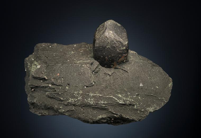CHLORITE after Garnet