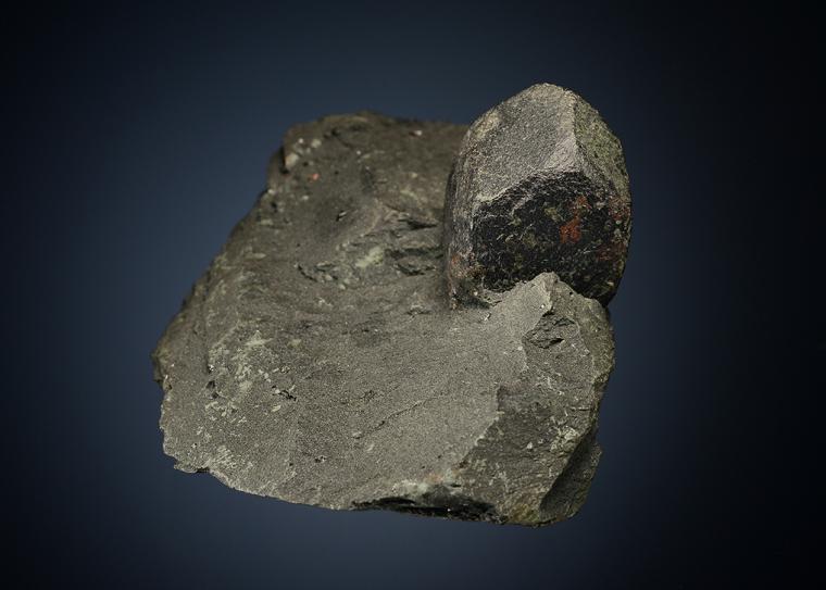 CHLORITE after Garnet