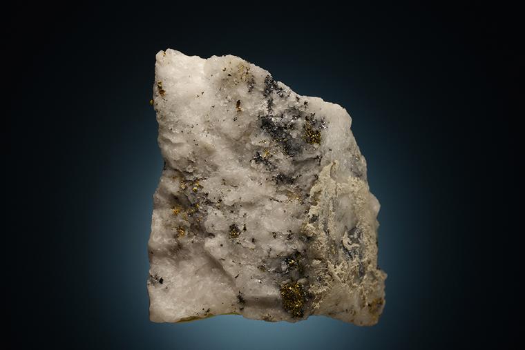GOLD with HESSITE