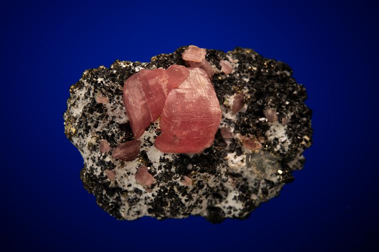 RHODOCHROSITE on SPHALERITE