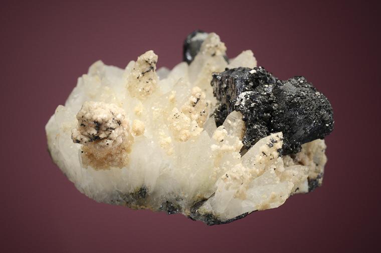 PYRARGYRITE on QUARTZ