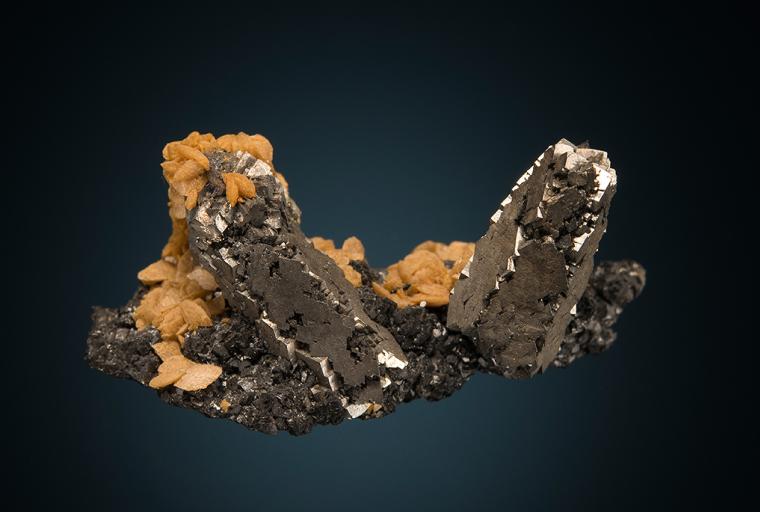 ARSENOPYRITE after PYRRHOTITE with SPHALERITE and SIDERITE