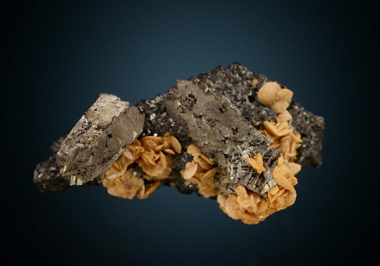ARSENOPYRITE after PYRRHOTITE with SPHALERITE and SIDERITE