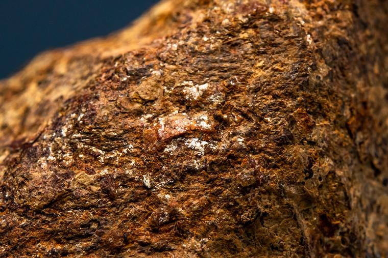 AESCHINITE-(Y)
