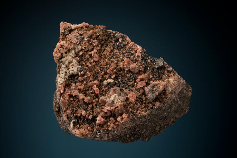 LÅNGBANITE with RHODONITE