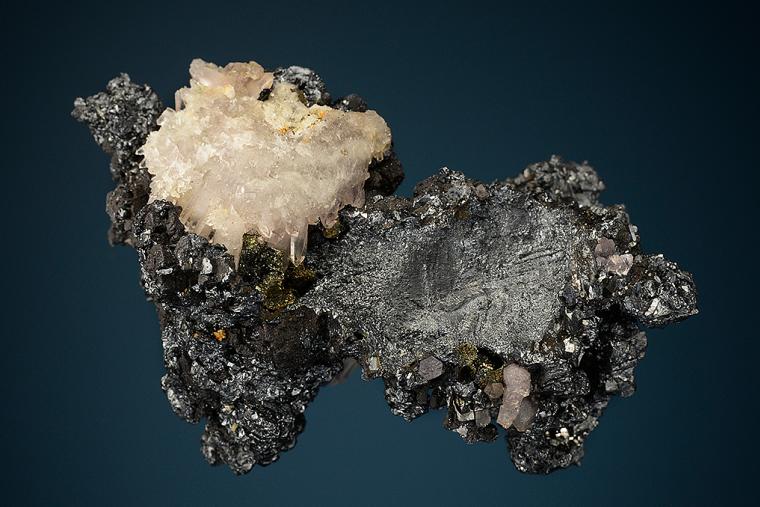 ACANTHITE with QUARTZ