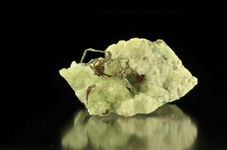 COPPER on PREHNITE