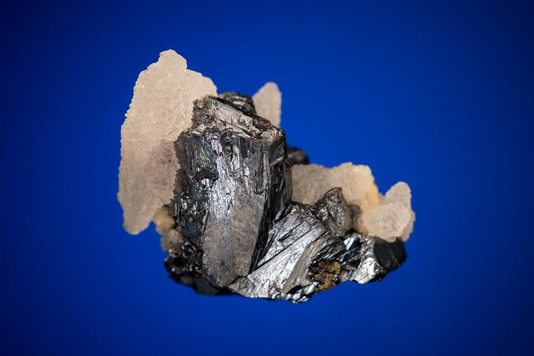 PYRARGYRITE with CALCITE