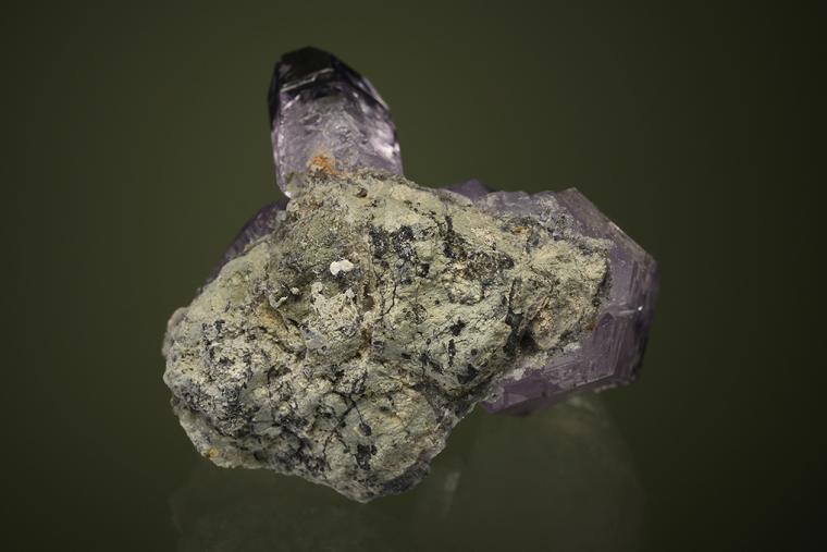 QUARTZ var. Amethyst