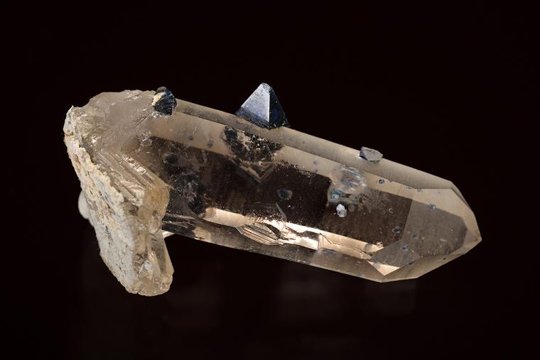 ANATASE on QUARTZ (repaired)