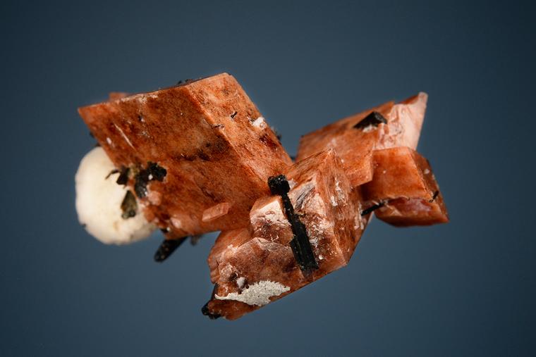 RHODOCHROSITE with AEGIRINE and ANALCIME