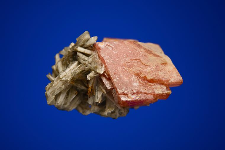 RHODOCHROSITE on ELPIDITE