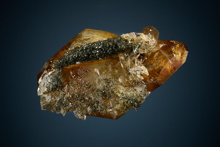 TITANITE var. Sphene