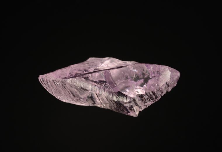 SPODUMENE var. Kunzite