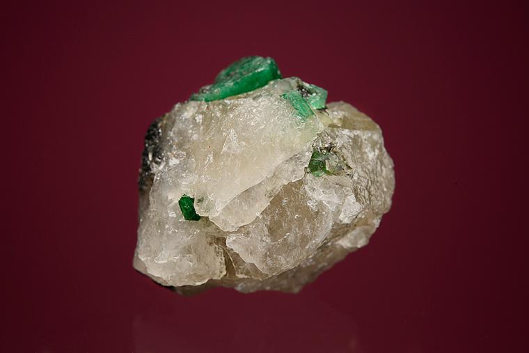 BERYL var. Emerald