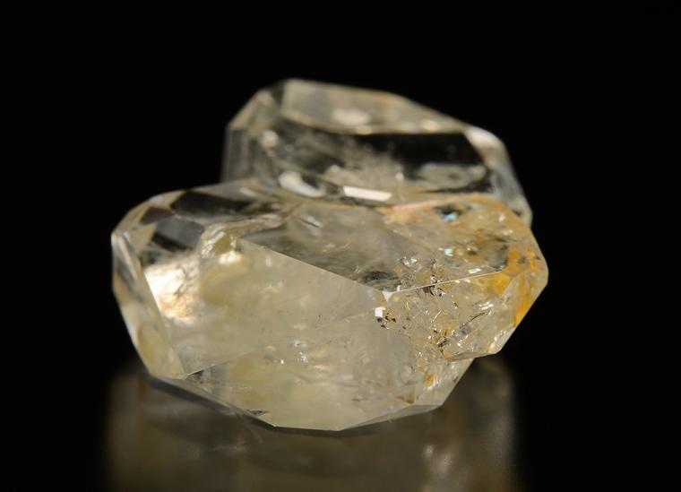 BERYL var. Goshenite