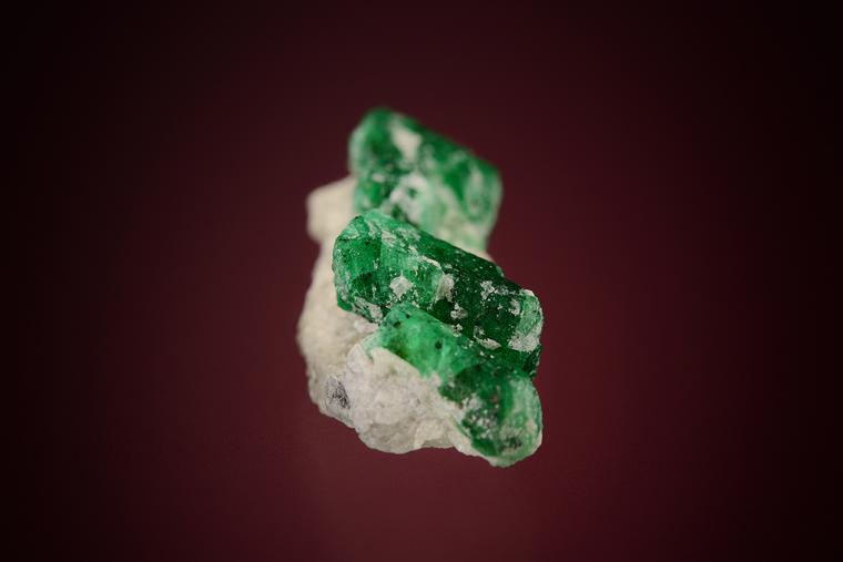 BERYL var. Emerald