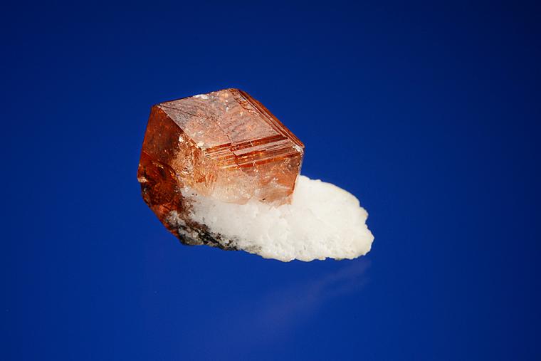 GROSSULAR var. Hessonite
