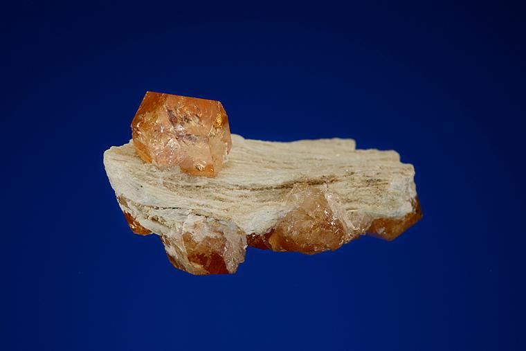 GROSSULAR var. Hessonite