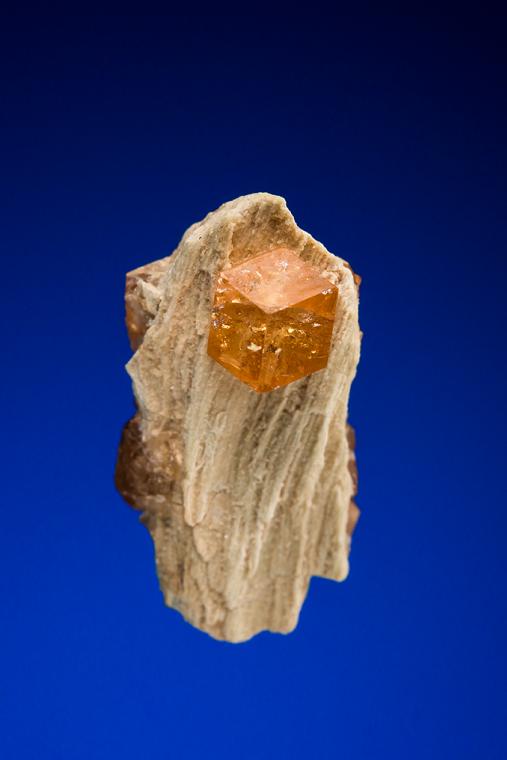 GROSSULAR var. Hessonite