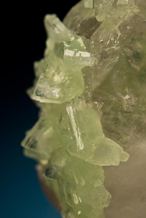 PREHNITE on QUARTZ with ANALCIME