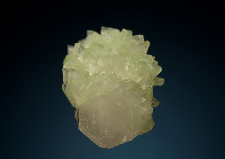 PREHNITE on QUARTZ with ANALCIME