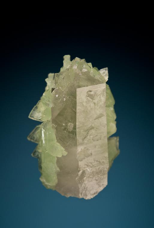 PREHNITE on QUARTZ with ANALCIME