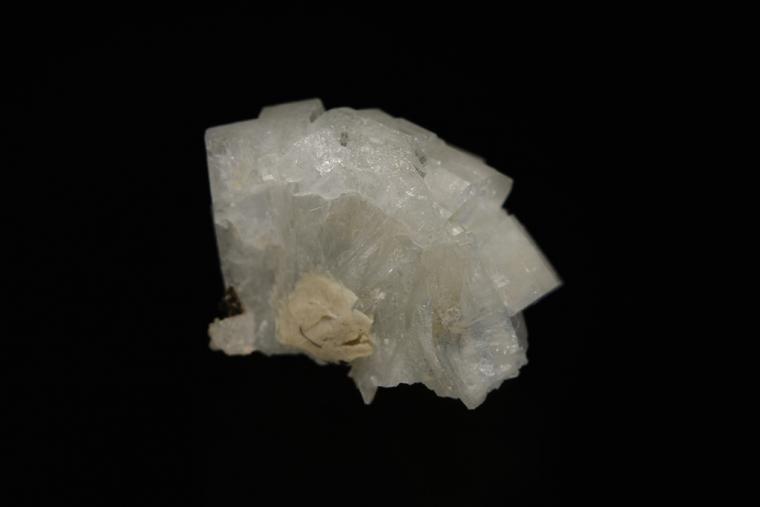 LEUCOSPHENITE