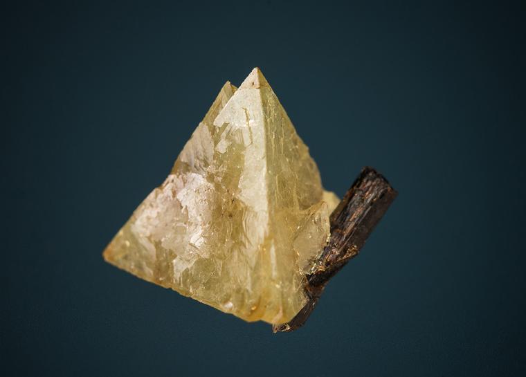 GENTHELVITE