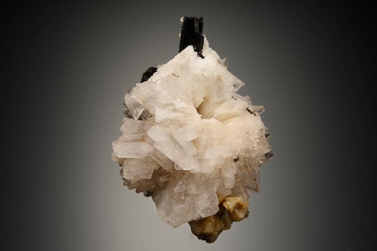 GENTHELVITE with AEGIRINE and ALBITE